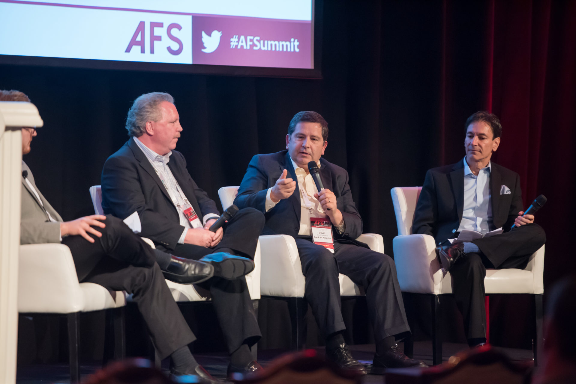 From left, Jeff Danford, SVP of Auto Finance at Ally Financial; David Hollodick, SVP, Product and Pricing Executive Consumer Vehicle Lending at Bank of America; and
Chas Roscow, Director, Vehicle Lending at State Farm Bank, discuss direct lending trends in a panel discussion at the 2017 Auto Finance Summit.