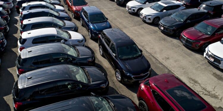 Carmakers dodge disaster with biggest-ever share of 0% loans