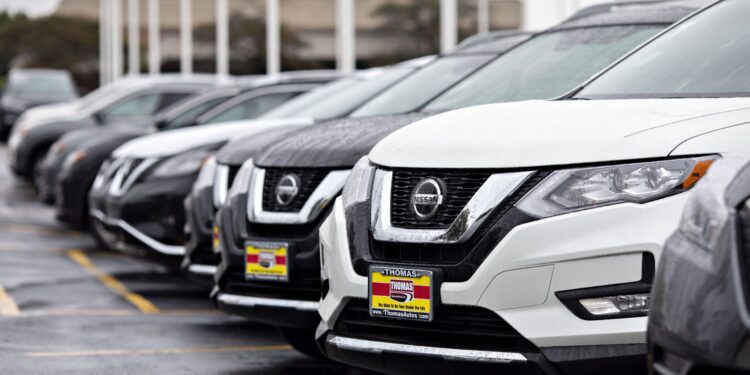 Nissan looks to Rogue to repair red ink-stained balance sheet