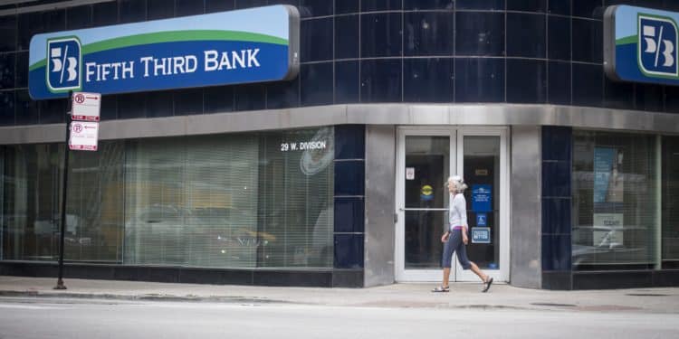 Auto props up Fifth Third’s Q4 consumer portfolio