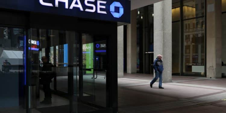 Chase Auto originations continue to shine through year-end