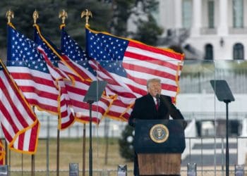 Manufacturers group says Cabinet should consider removing Trump