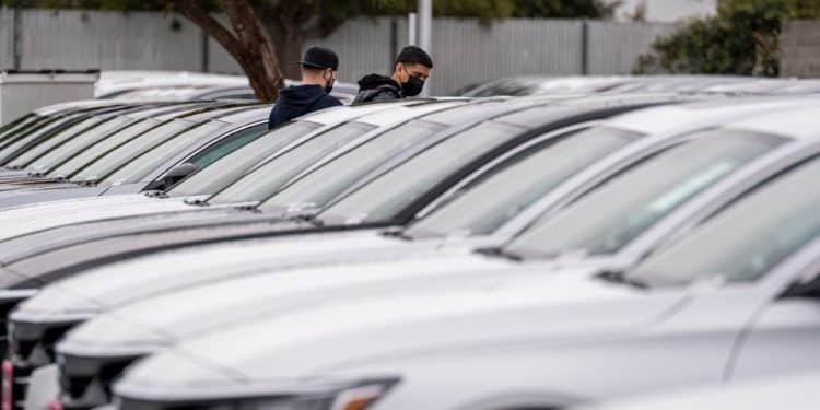 AutoNation sees stronger US car sales despite chip paucity