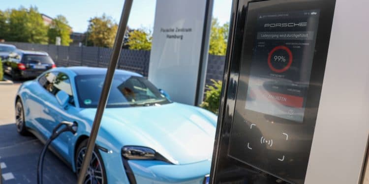 Porsche expands US subscription program to boost Taycan sales