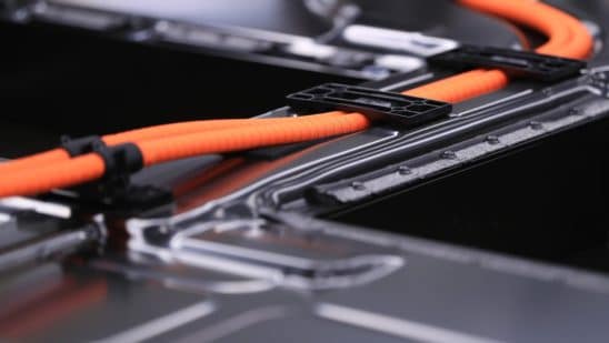 Battery startup comes out of stealth to seize on investor frenzy