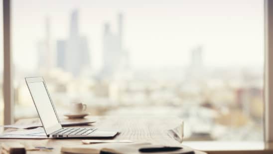 Auto finance companies plan return to office, hybrid models in 2022