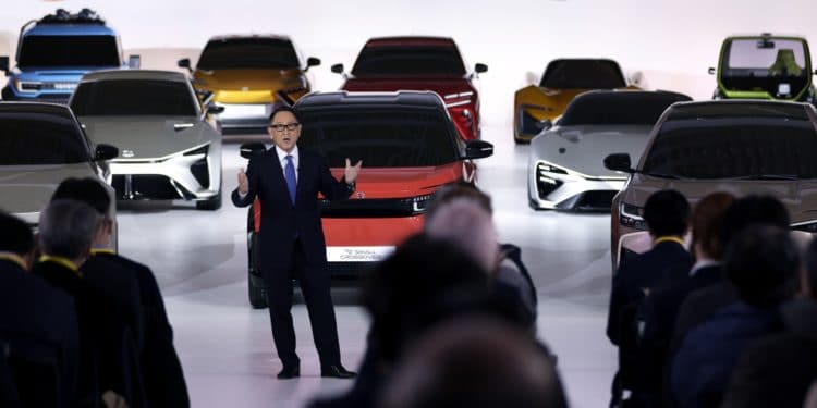 Toyota to plow $35B into accelerating electric car shift