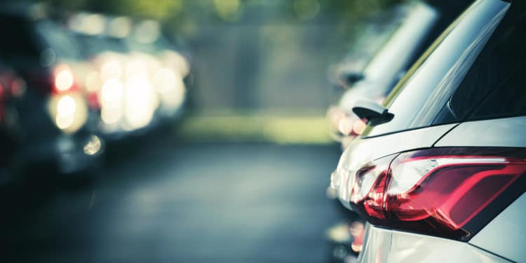 AutoNation to purchase its forthcoming captive