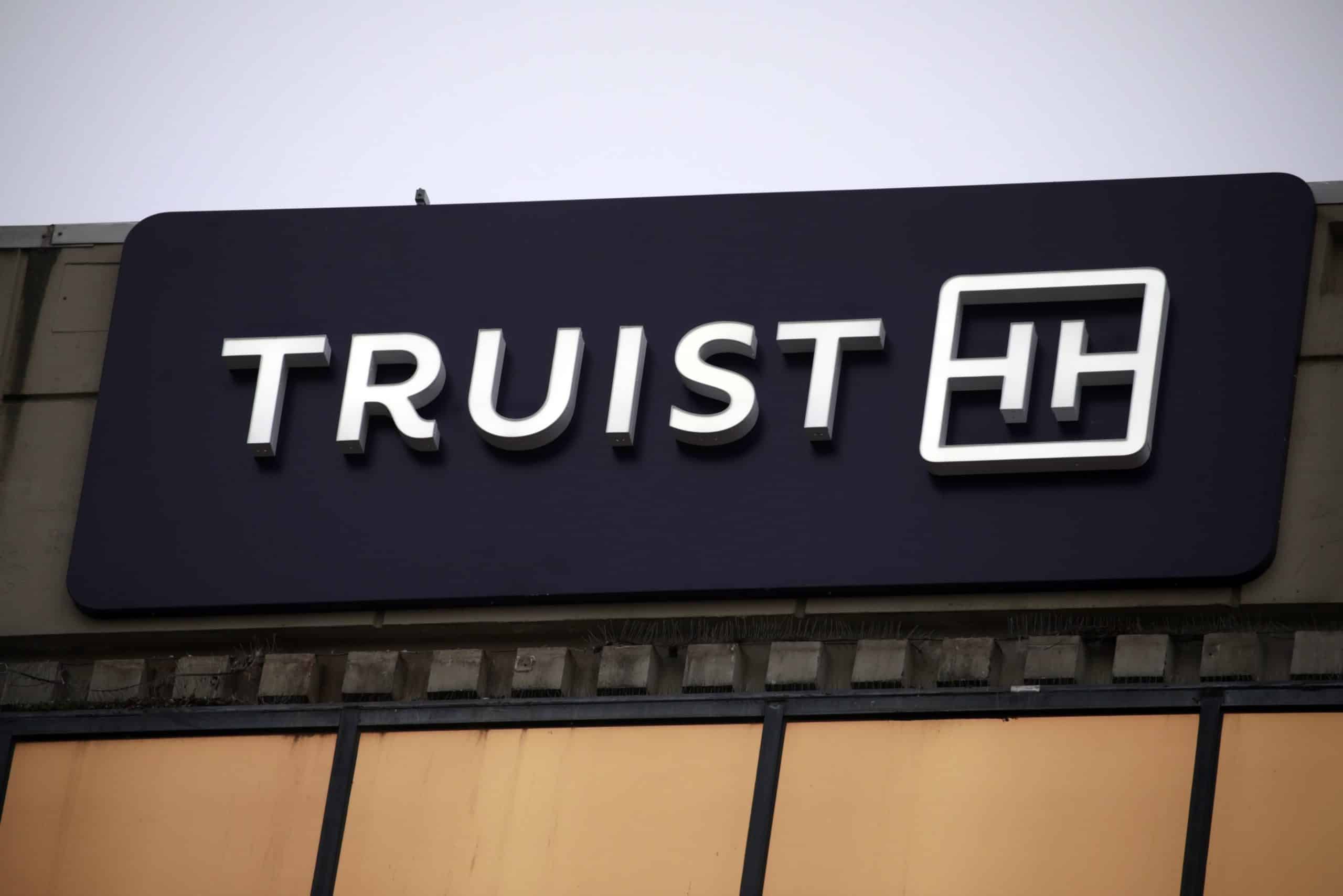 [Letter3 5] Truist Customer Service Hours - hk71rnb