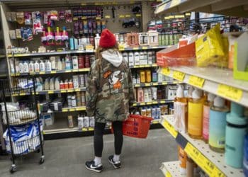 A shopper inside a grocery store in San Francisco, California, U.S., on Monday, May 2, 2022. U.S. inflation-adjusted consumer spending rose in March despite intense price pressures, indicating households still have solid appetites and wherewithal for shopping. Photographer: David Paul Morris/Bloomberg