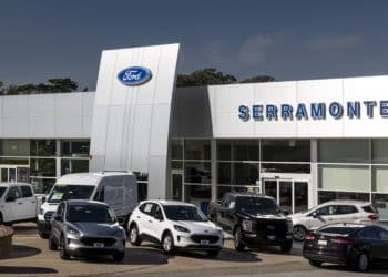 ford dealership