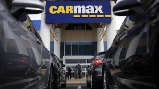 Customers shop for used vehicles at a CarMax dealership in Louisville, Kentucky, U.S., on Thursday, June 24, 2021. CarMax Inc, jumps 5.8% in premarket trading after it reported revenue for the first quarter that beat the average analyst estimate.