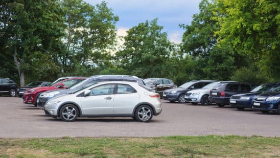 Used-vehicle values drop 4% MoM in August