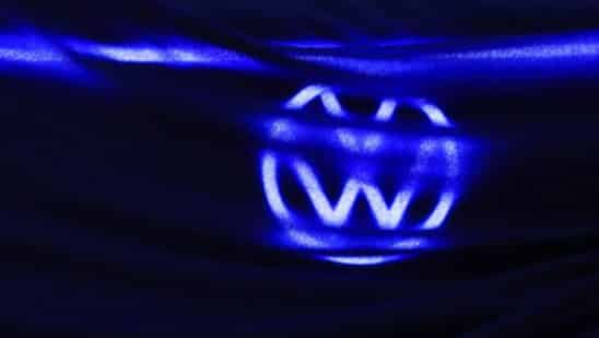 VW closes in on $1 billion JV with Chinese chipmaking startup