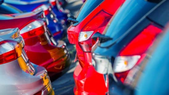 New-vehicle prices fall for first time in 5 months