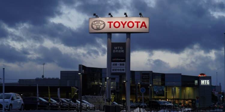 toyota dealership sign
