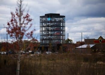 A Carvana Vending Machine location in Novi, Michigan, U.S., on Wednesday, Nov. 3, 2021. Hertz Global Holdings Inc., fresh off a blockbuster order for 100,000 Teslas, reached an exclusive agreement to supply Uber drivers with electric vehicles and signed up Carvana Co. to dispose of rental cars it no longer wants. Photographer: Emily Elconin/Bloomberg