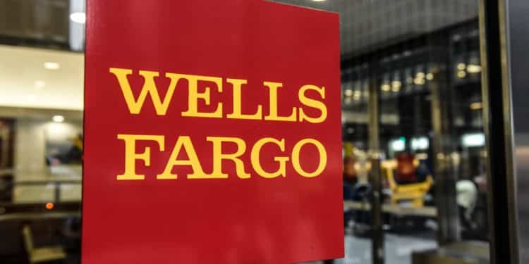 A Wells Fargo Bank Branch Ahead of Earnings Figures