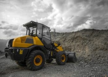 H&E Equipment Services to sell Komatsu earthmoving distributorship