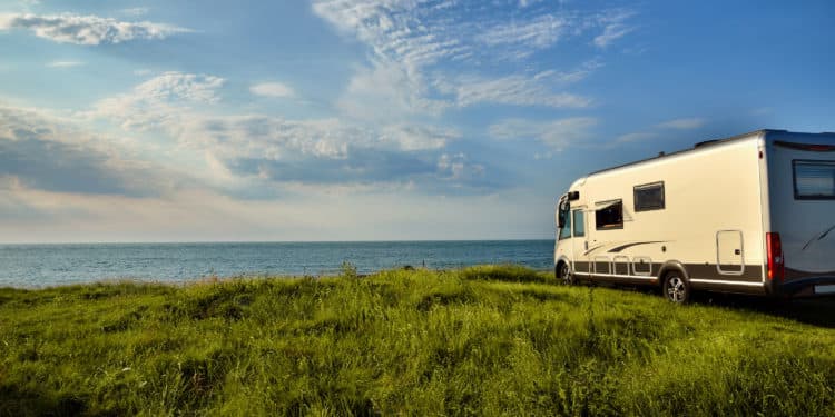 THOR inks deal for Starlink internet in RVs