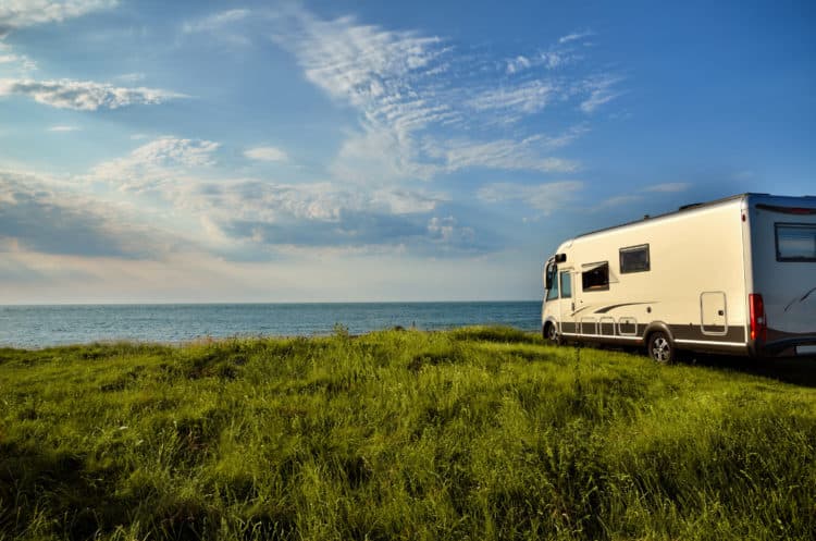 THOR inks deal for Starlink internet in RVs