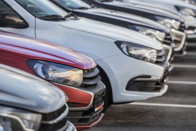 Lease penetration halved in 2022