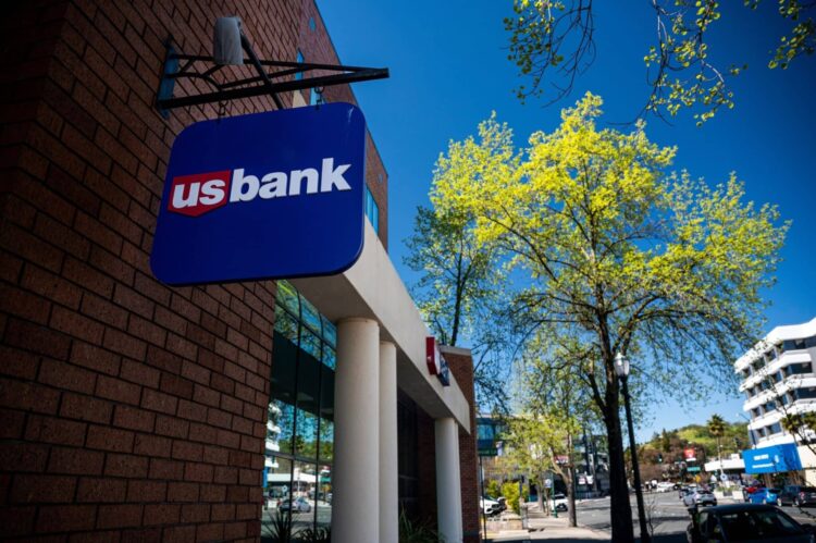 A US Bank branch in Walnut Creek, California, US, on Monday, April 10, 2023. US Bancorp is scheduled to release earnings figures on April 19. Photographer: David Paul Morris/Bloomberg