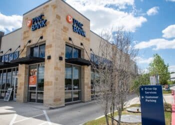 A PNC Bank branch in Austin, Texas, US, on Tuesday, April 11, 2022. PNC Financial Services Group is scheduled to release earnings figures on April 14. Photographer: Sergio Flores/Bloomberg
