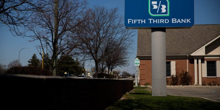 A Fifth Third Bank branch in Royal Oak, Michigan, US, on Thursday, April 13, 2023. Fifth Third Bancorp is scheduled to release earnings figures on April 20. Photographer: Emily Elconin/Bloomberg