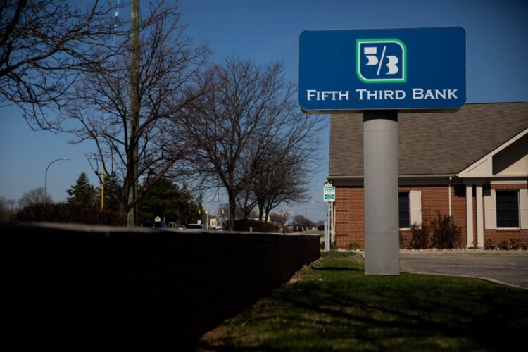 A Fifth Third Bank branch in Royal Oak, Michigan, US, on Thursday, April 13, 2023. Fifth Third Bancorp is scheduled to release earnings figures on April 20. Photographer: Emily Elconin/Bloomberg
