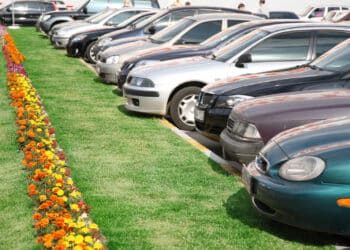 Row of cars parked next to each other