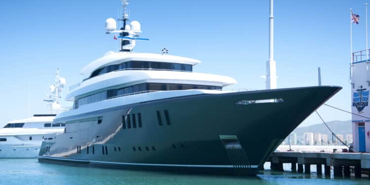 Boat sales remain high and inventories continue to increase as normal seasonality is returning alongside a mixed industry and macroeconomic outlook.