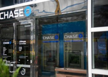 A JPMorgan Chase & Co. bank branch in New York, US, on Thursday, July 6, 2023. JPMorgan Chase & Co. is scheduled to release earnings figures on July 14. Photographer: Michael Nagle/Bloomberg