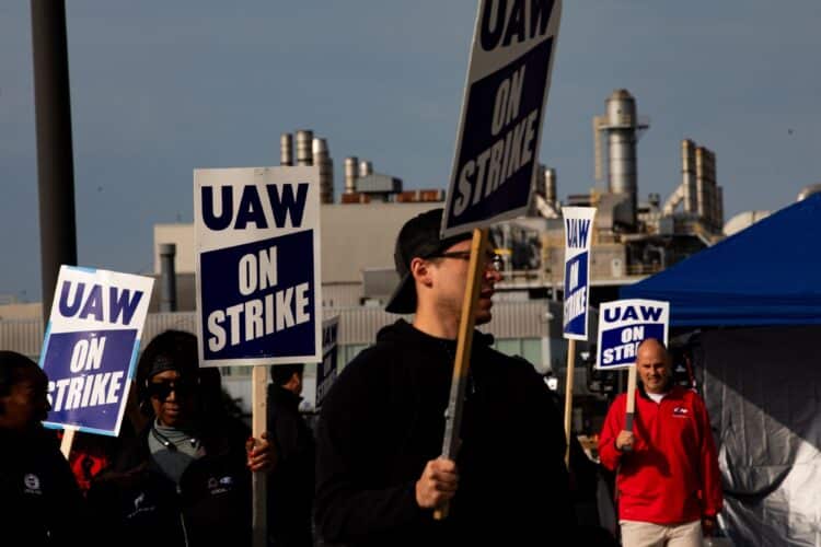 UAW members and supporters on a picket line outside the Ford plant in Wayne, Michigan, on Sept. 20.