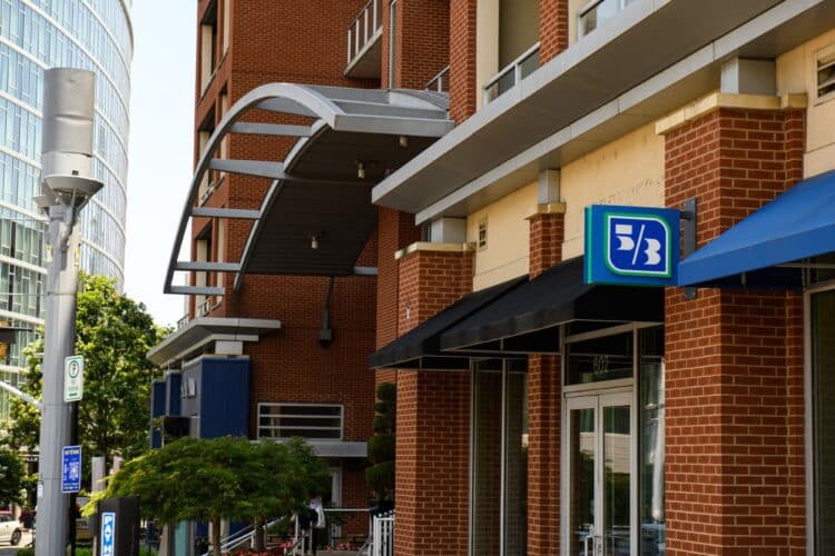 A Fifth Third Bank branch in downtown Nashville, Tennessee, US, on Tuesday, June 13, 2023. Fifth Third Bancorp is scheduled to release earnings figures on July 20.