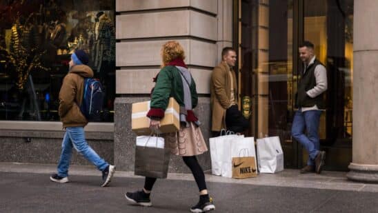 Shoppers in the Magnificent Mile shopping district of Chicago, Illinois.