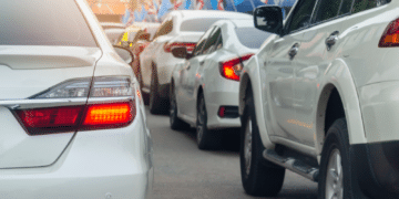 Cars waiting at a stoplight