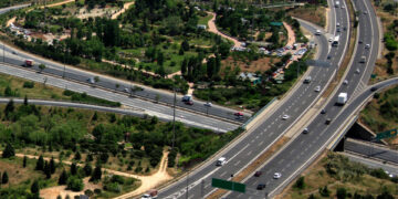 air view of busy highway