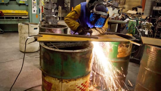US jobs post smallest gain in six months as unemployment rises