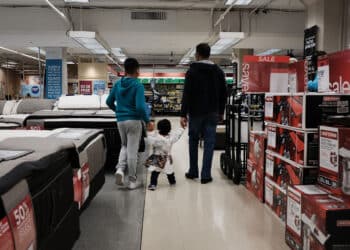 NEW YORK, NY - OCTOBER 15: People shop in a Sears store on October 15, 2018 in the Brooklyn borough of New York City. The iconic American retailer has filed for Chapter 11 protection from creditors early on Monday, listing more than $10 billion in debts and more than $1 billion in assets. (Photo by Spencer Platt/Getty Images)