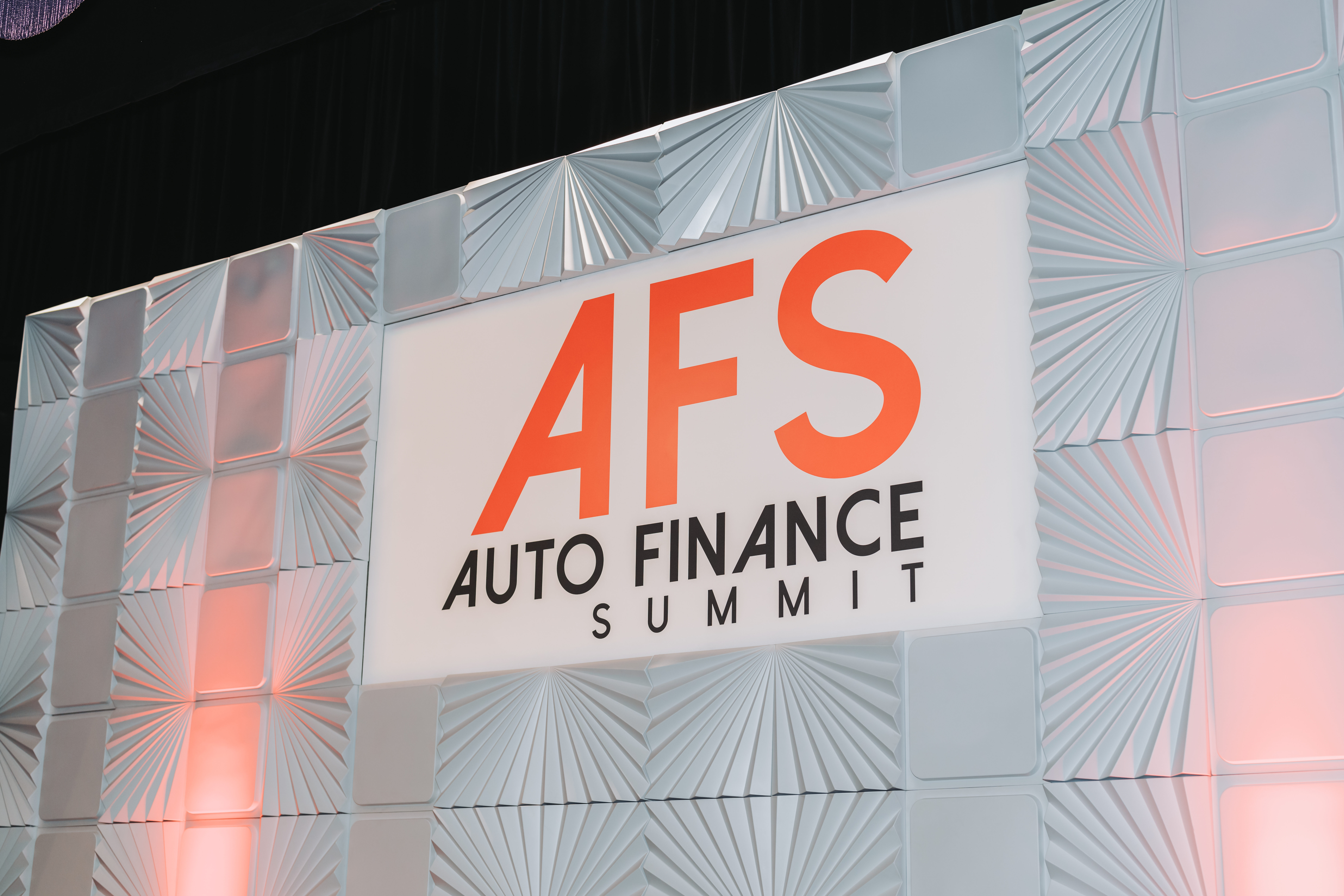 Auto Market resilient Amid Subprime Woes Auto Finance News
