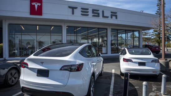 Vehicles at a Tesla store in Corte Madera, California. Photographer: David Paul Morris/Bloomberg