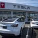 Vehicles at a Tesla store in Corte Madera, California. Photographer: David Paul Morris/Bloomberg