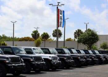 New Jeep vehicles displayed for sale at a Stellantis NV dealership in Miami, Florida, US, on Saturday, April 5, 2025. Car buyers have been rushing to US showrooms to lock in deals before potential price hikes, and automakers are bracing for significant potential cost increases and supply-chain turmoil, with some companies planning to temporarily halt production or reduce overtime. Photographer: Eva Marie Uzcategui/Bloomberg