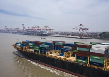 A cargo vessel approaches the Yangshan Deepwater Port in Shanghai. Photographer: Qilai Shen/Bloomberg