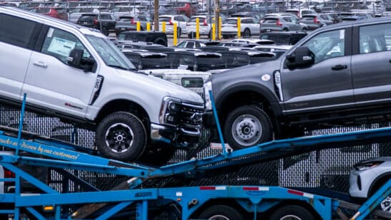 GM suspends guidance, freezes share buyback on Trump tariffs
