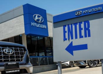 A Hyundai dealership in Richmond, California, US. Photographer: David Paul Morris/Bloomberg
