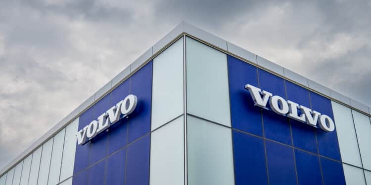 Volvo takes $1.2 billion charge over tariffs and EV model delays