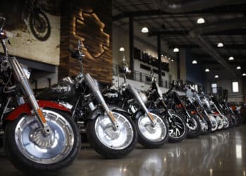 Motorcycles on the showroom floor at a Harley-Davidson dealership in Louisville, Kentucky, US. Photographer: Luke Sharrett/Bloomberg