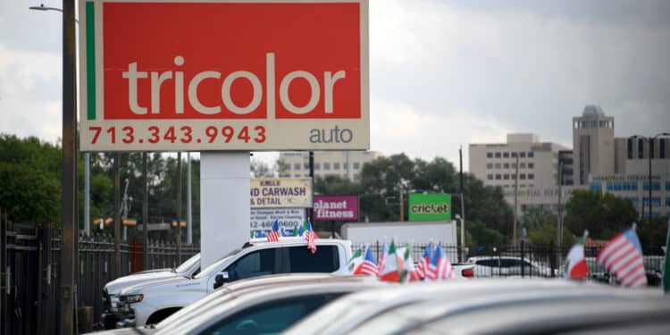 A Tricolor dealership in Houston. Photographer: Mark Felix/Bloomberg